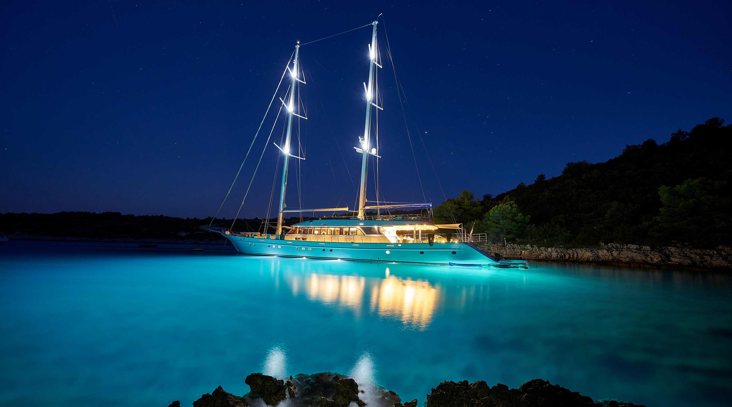 Mediterranean yacht charter a Sanremo